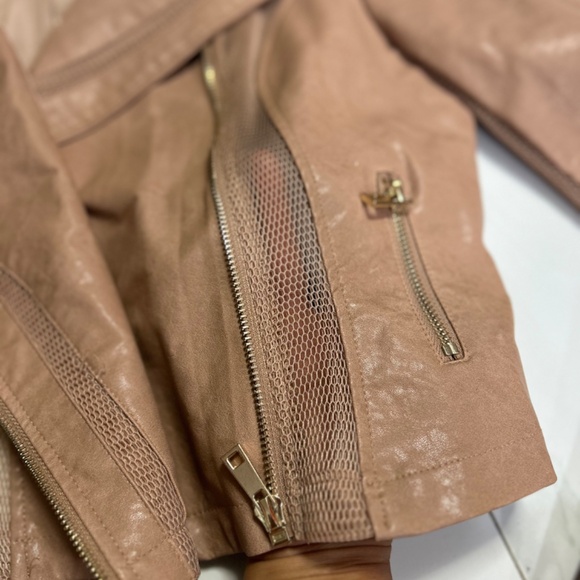 Moto jacket - Picture 3 of 7